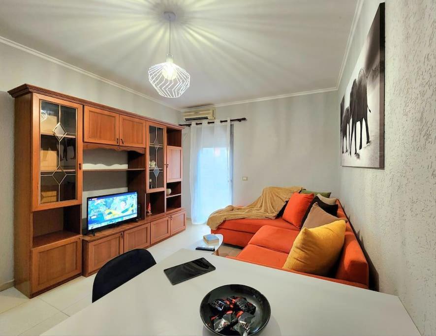 티라나 One Bd Flat Near Center With 24H Self Check In 아파트 외부 사진